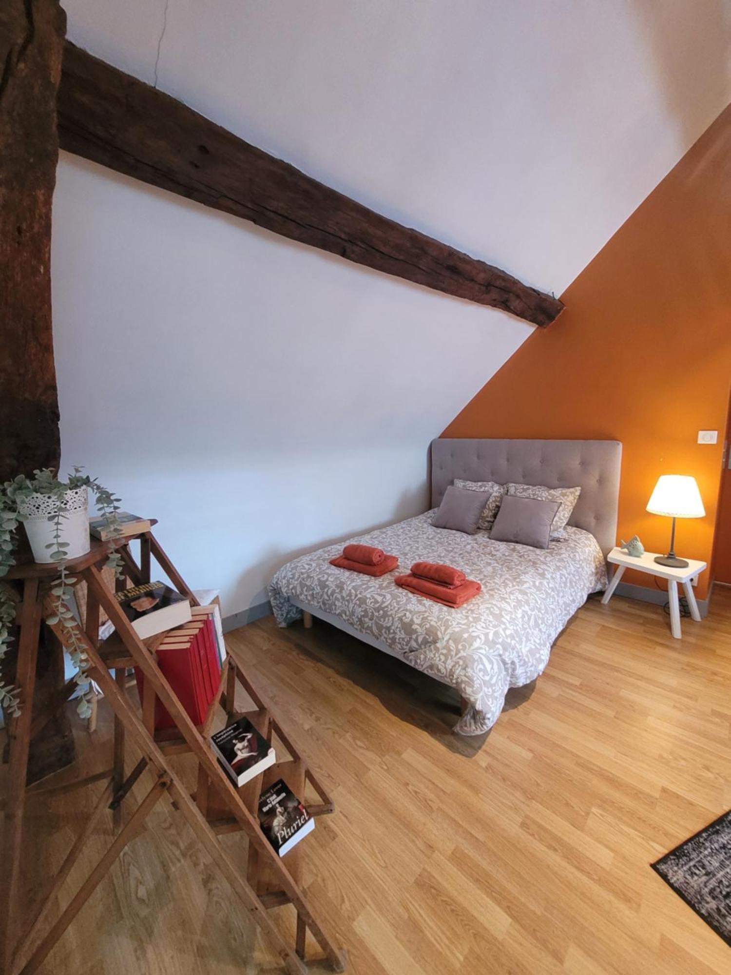 La Maison Aux Iris Poce-sur-Cisse ภายนอก รูปภาพ